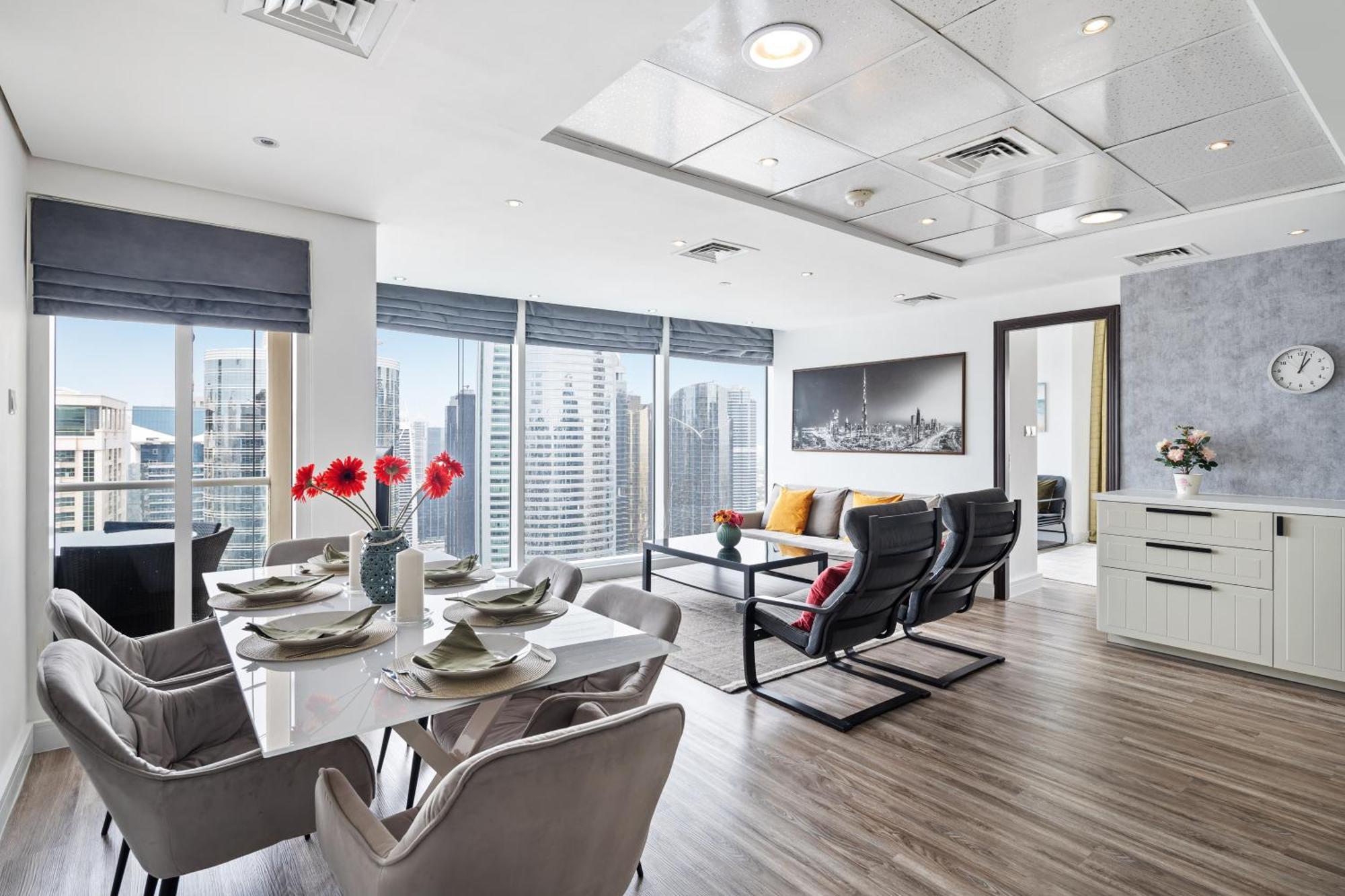 Modern & Spacious 2-Bed Condo With Panoramic Lake Views, Dual Balconies, Steps From Dubai Jlt Metro By "La Buena Vida Holiday Homes" Exterior foto