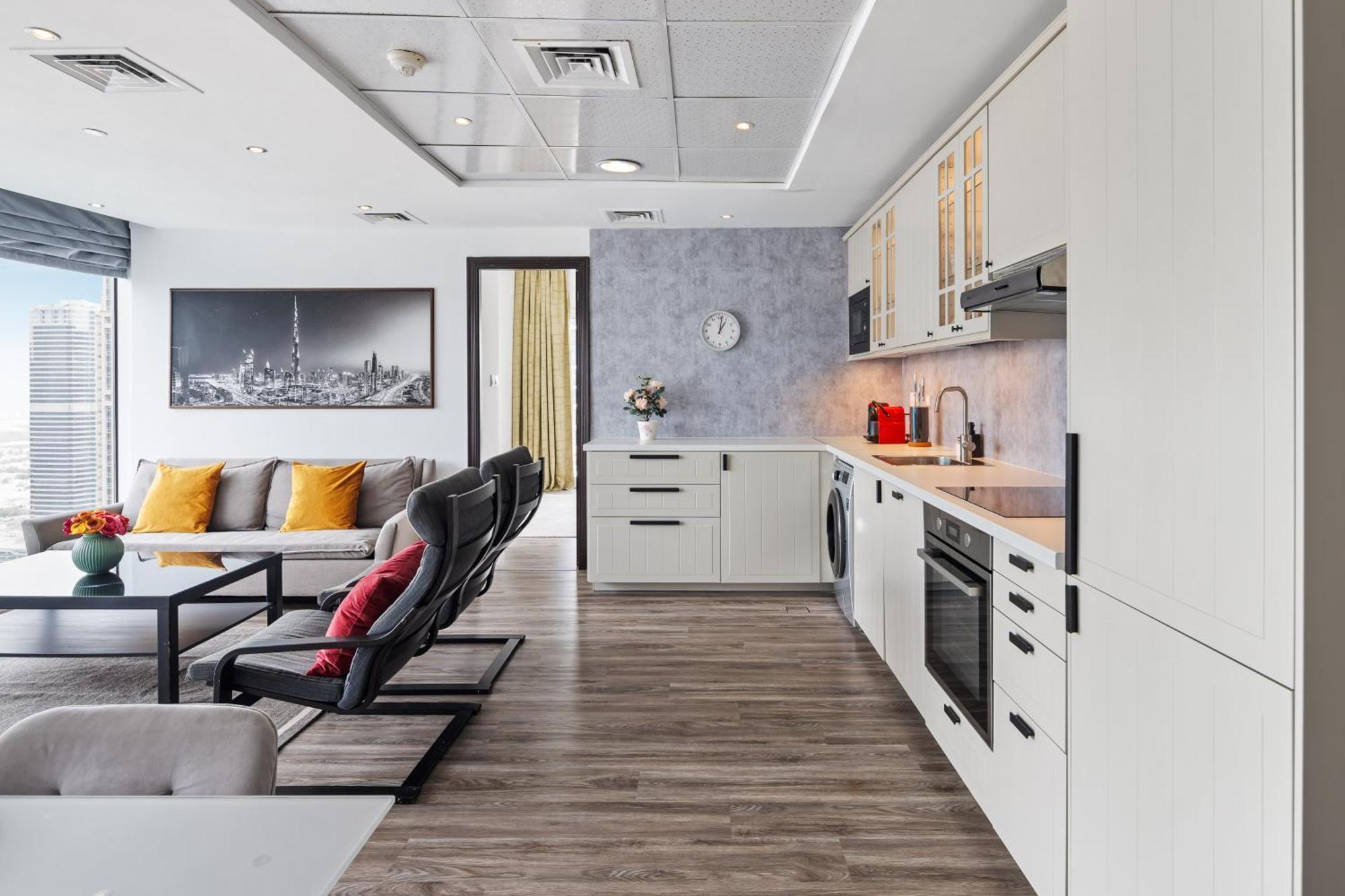 Modern & Spacious 2-Bed Condo With Panoramic Lake Views, Dual Balconies, Steps From Dubai Jlt Metro By "La Buena Vida Holiday Homes" Exterior foto